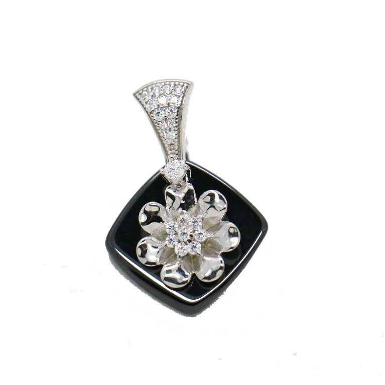 Gold necklage - diamond cut